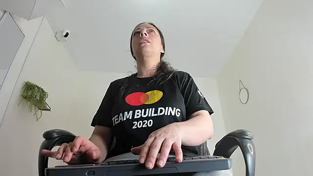 Katia gh online show from 10.30.25