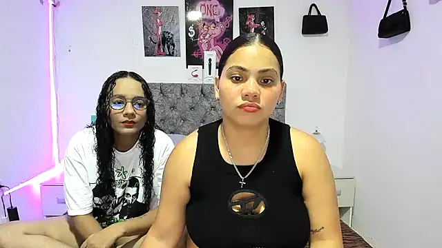 Snapshot of nay_and_aleja1 chatting on 06.22.26 nay and aleja1 online show from 06.22.26