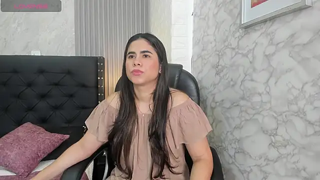 Snapshot of alicy__torres chatting on 05.05.26 alicy torres online show from 05.05.26