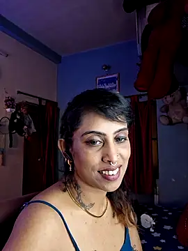 Love Beauty01 online show from 04.27.26