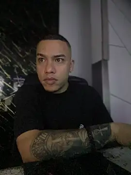 AlphaMasterXxx online show from 11.12.25