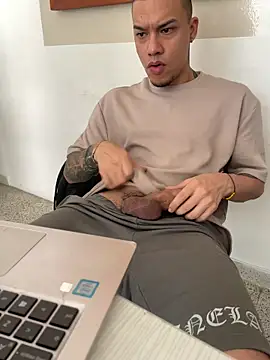 AlphaMasterXxx online show from 07.28.26