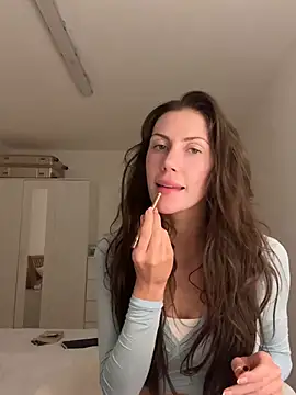 MilaRenee online show from 03.15.26