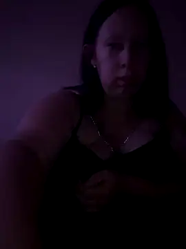 Snapshot of xSiindy95 chatting on 10.06.25 xSiindy95 online show from 10.06.25