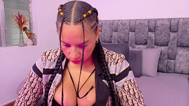 Lizbeth Rouse online show from 09.24.25