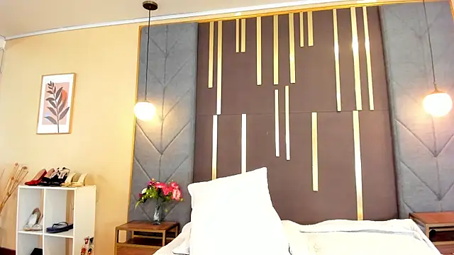 OliviGrace online show from 05.03.26