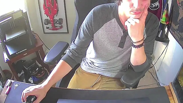 Snapshot of k_dick chatting on 09.19.25 k dick online show from 09.19.25