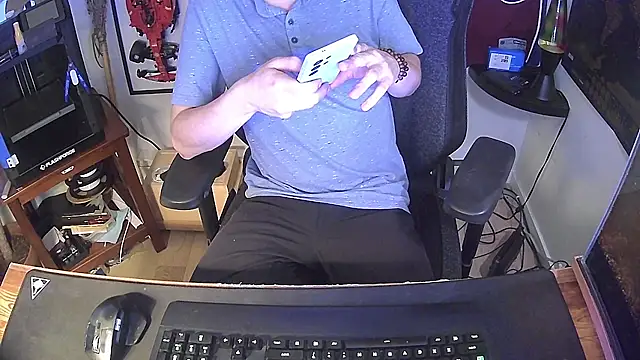 Snapshot of k_dick chatting on 11.19.25 k dick online show from 11.19.25