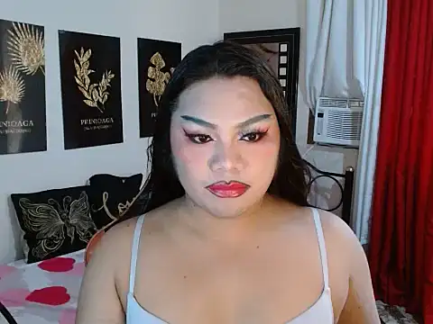 Snapshot of TSbrianaHugeCock chatting on 11.03.25 TSbrianaHugeCock online show from 11.03.25