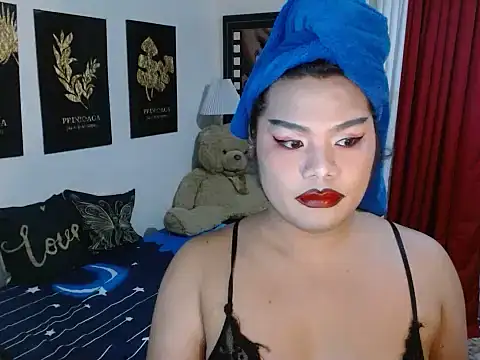 Snapshot of TSbrianaHugeCock chatting on 11.14.25 TSbrianaHugeCock online show from 11.14.25