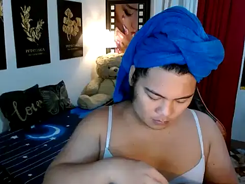 Snapshot of TSbrianaHugeCock chatting on 11.15.25 TSbrianaHugeCock online show from 11.15.25