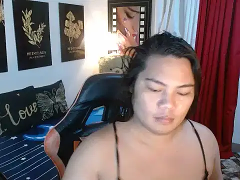 Snapshot of TSbrianaHugeCock chatting on 11.16.25 TSbrianaHugeCock online show from 11.16.25