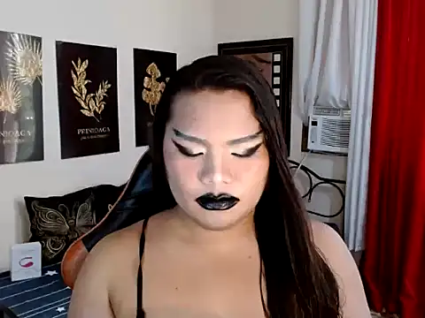 Snapshot of TSbrianaHugeCock chatting on 11.25.25 TSbrianaHugeCock online show from 11.25.25