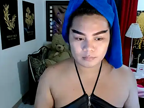 TSbrianaHugeCock online show from 05.09.26