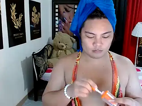 TSbrianaHugeCock online show from 05.13.26