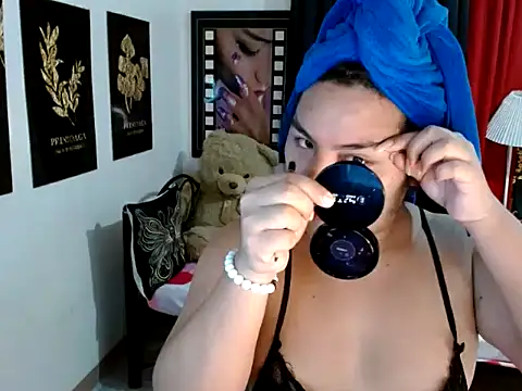 TSbrianaHugeCock online show from 05.15.26