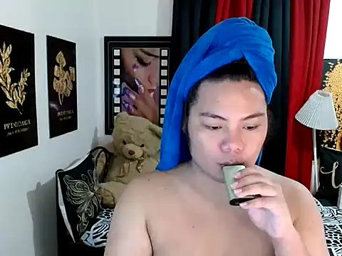 TSbrianaHugeCock online show from 06.10.26
