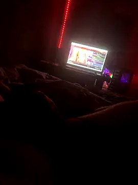 Snapshot of o-theus chatting on 10.09.25 o-theus online show from 10.09.25