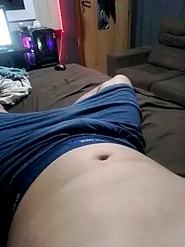 Snapshot of o-theus chatting on 11.26.25 o-theus online show from 11.26.25