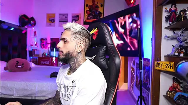 logan hugh8 online show from 03.09.26