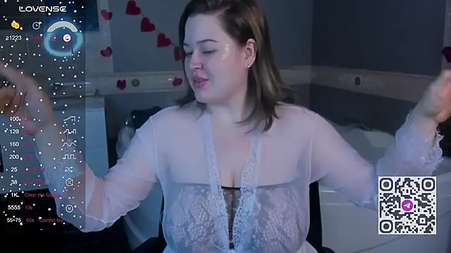 HelenHartt online show from 03.04.26