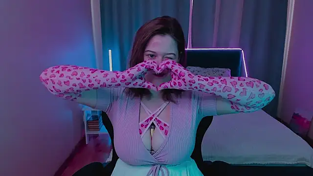 HelenHartt online show from 03.07.26