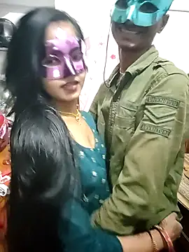 Snapshot of LOVE568 chatting on 10.30.25 LOVE568 online show from 10.30.25