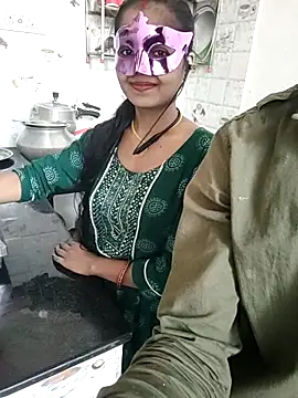 Snapshot of LOVE568 chatting on 11.08.25 LOVE568 online show from 11.08.25