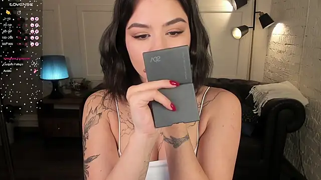 Dark Moni online show from 10.13.25