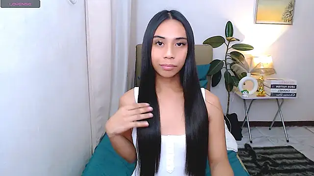 Snapshot of scarlet_smith7 chatting on 06.19.26 scarlet smith7 online show from 06.19.26
