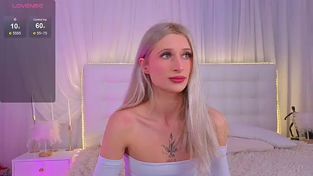 Monica Leen online show from 03.18.26