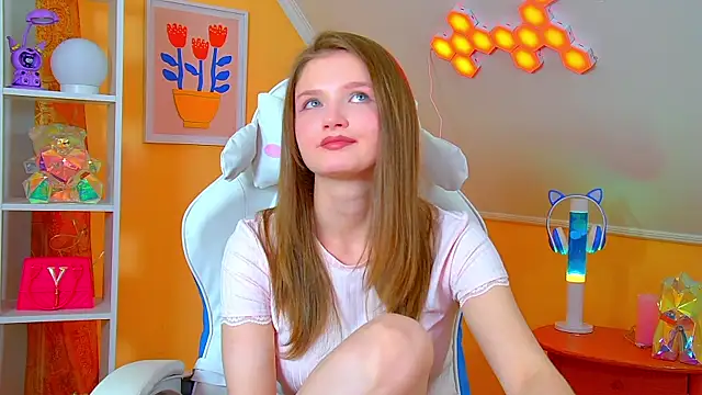 Snapshot of JaneRosen chatting on 05.16.26 JaneRosen online show from 05.16.26