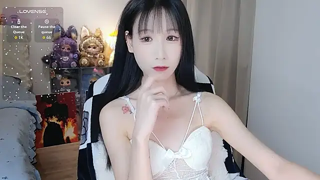 M-OTT  online show from 05.04.26