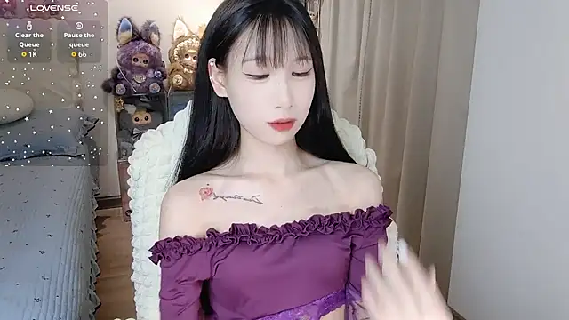 Snapshot of M-OTT_ chatting on 06.20.26 M-OTT online show from 06.20.26