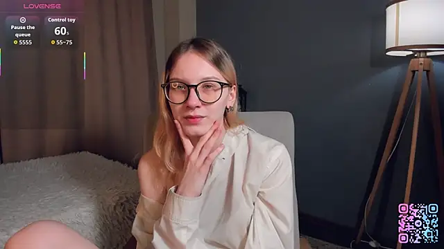 SharylSmalt online show from 02.06.26