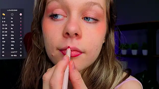 Tender beauty online show from 06.10.26