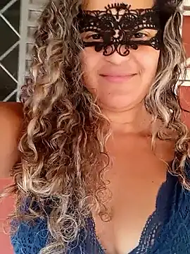 RaphinhaSanches online show from 09.19.25