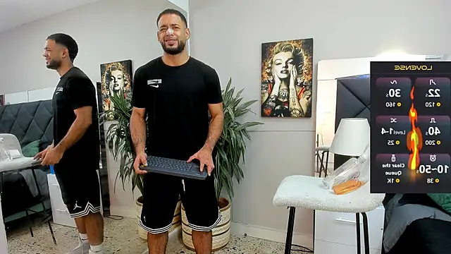 Snapshot of emilio_brandon chatting on 11.02.25 emilio brandon online show from 11.02.25