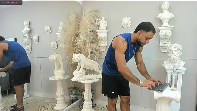 Snapshot of emilio_brandon chatting on 11.15.25 emilio brandon online show from 11.15.25