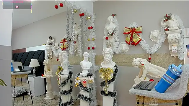 Snapshot of emilio_brandon chatting on 12.05.25 emilio brandon online show from 12.05.25