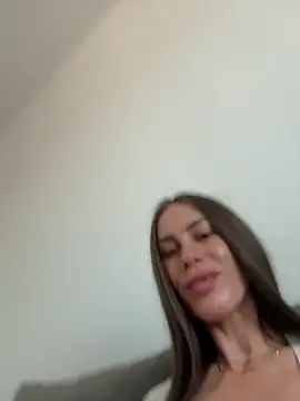 Snapshot of _JessyRey_ chatting on 06.14.26 JessyRey online show from 06.14.26