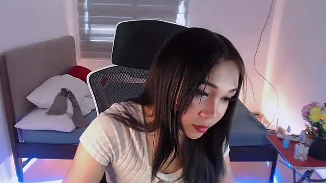 SultryCyraFoxmore online show from 09.09.25