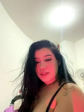 Snapshot of Aliciawhitee chatting on 11.12.25 Aliciawhitee online show from 11.12.25
