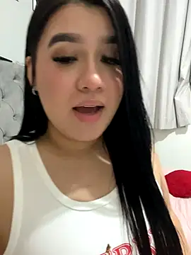 Snapshot of Aliciawhitee chatting on 11.26.25 Aliciawhitee online show from 11.26.25