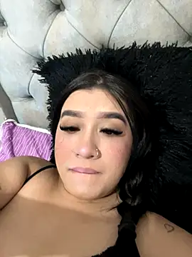 Snapshot of Aliciawhitee chatting on 12.05.25 Aliciawhitee online show from 12.05.25