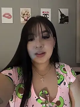Snapshot of Aliciawhitee chatting on 02.21.26 Aliciawhitee online show from 02.21.26