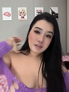 Snapshot of Aliciawhitee chatting on 04.25.26 Aliciawhitee online show from 04.25.26