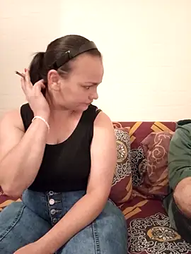 Snapshot of soraya97 chatting on 09.17.25 soraya97 online show from 09.17.25