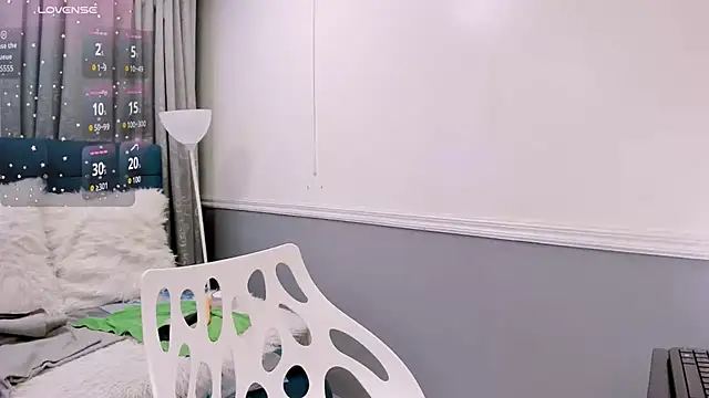 Oriana Jhonson online show from 10.29.25