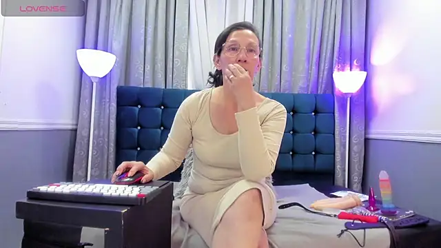 Oriana Jhonson online show from 06.26.26